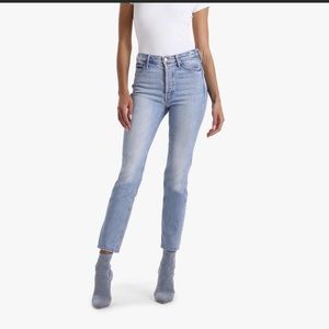 Mother The Dazzler in I Confess. NWT.